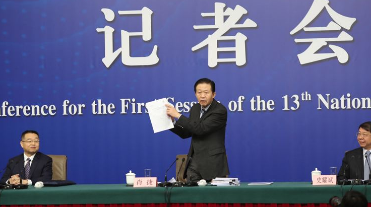 中国低碳能源发展蹄疾步稳